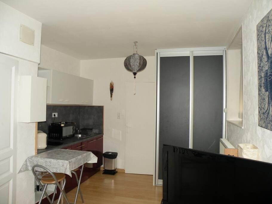 Apartamento Charmant Studio A Belfort Quartier Vosges Exterior foto
